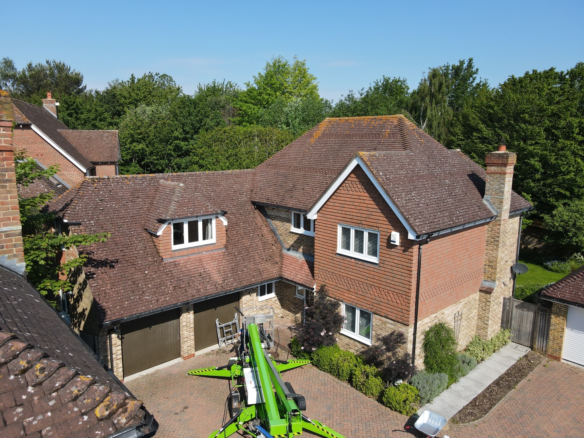 Example of a roof being cleaned in Kent by ProTeam Cleaning